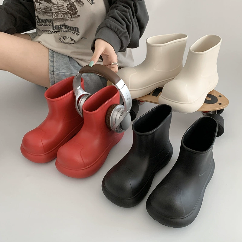 Обувь с дырками