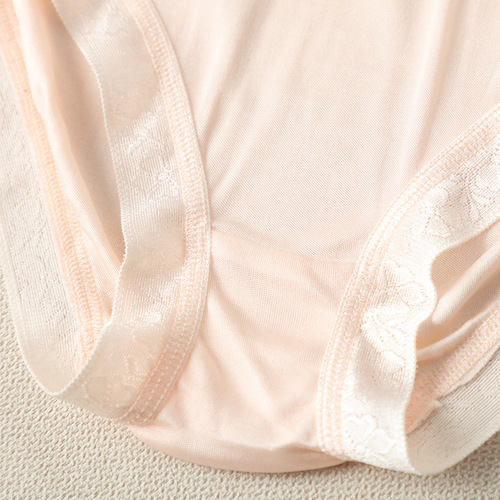 Yuyue  mulberry silk women's mid-waist breathable lace Japanese briefs seamless silk underwear women's delivery