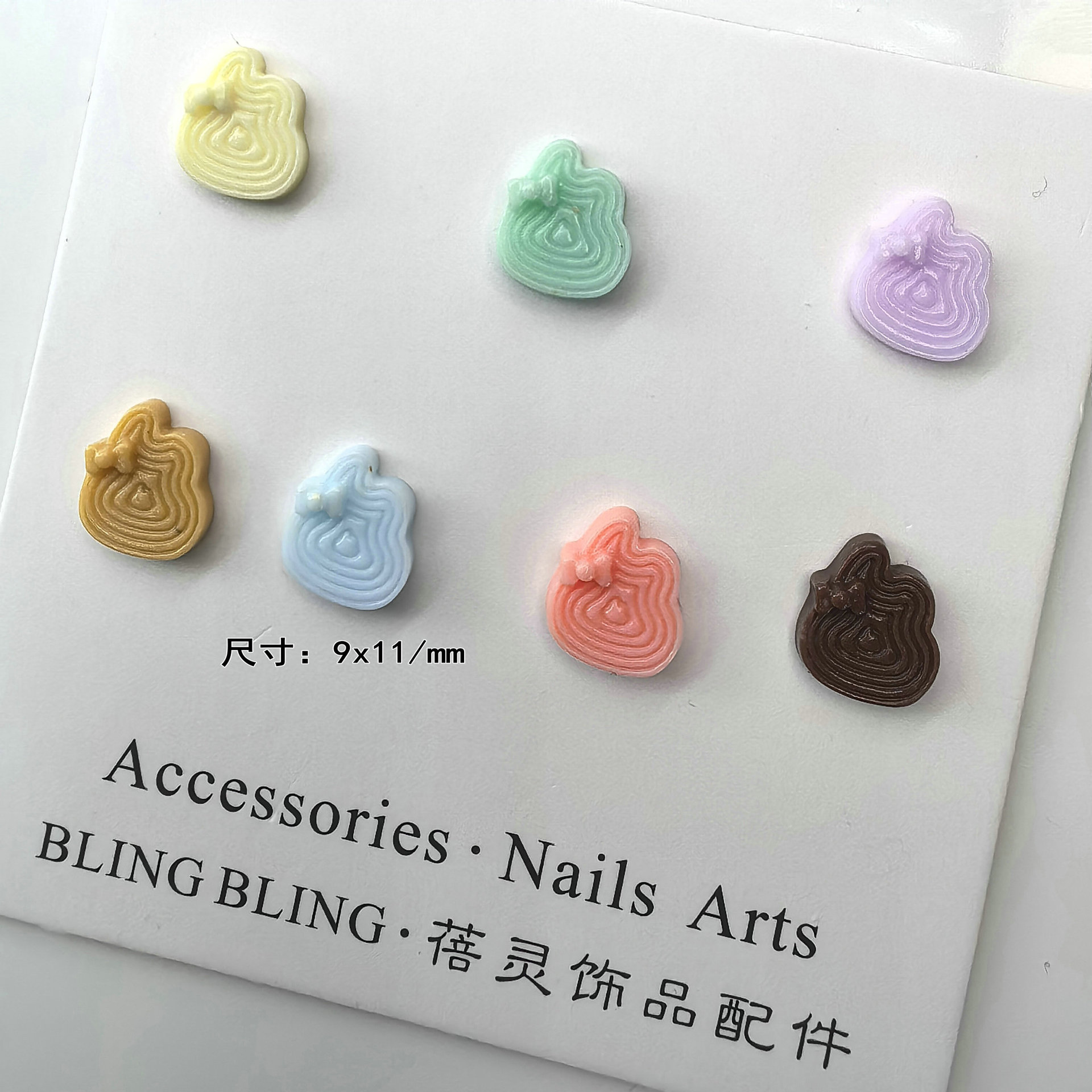 马卡龙巧克力美甲饰品食玩甜品彩色立体树脂穿戴甲配饰批发广州.