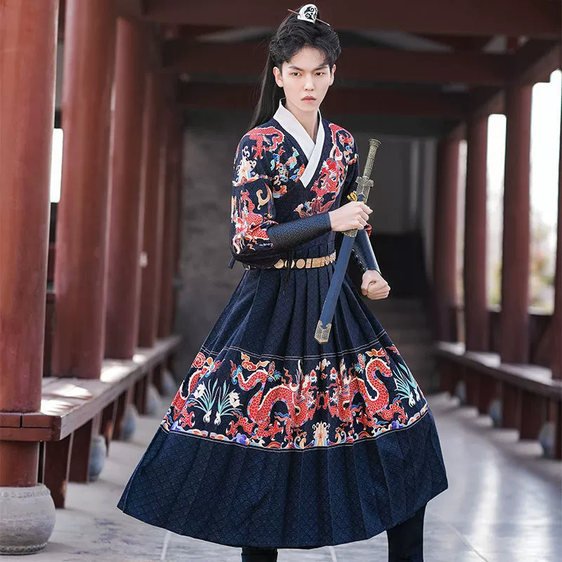 Сумрачная династия Hanfu Мужская 2025 новая вышитая весенняя риза Feiyu костюм Jin Yi Wei одежда Python халат трейлер Мужчина и женщина китайский стиль