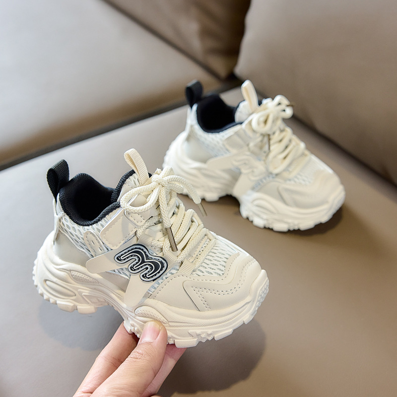 Zapatos deportivos infantiles de primavera de 2026 zapatos deportivos transpirables de malla para niños y niñas, zapatos casuales de moda para padres