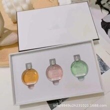 越南q版香水小样乌木邂逅无人区蔚蓝旷野黑鸦片自由之水自我无界