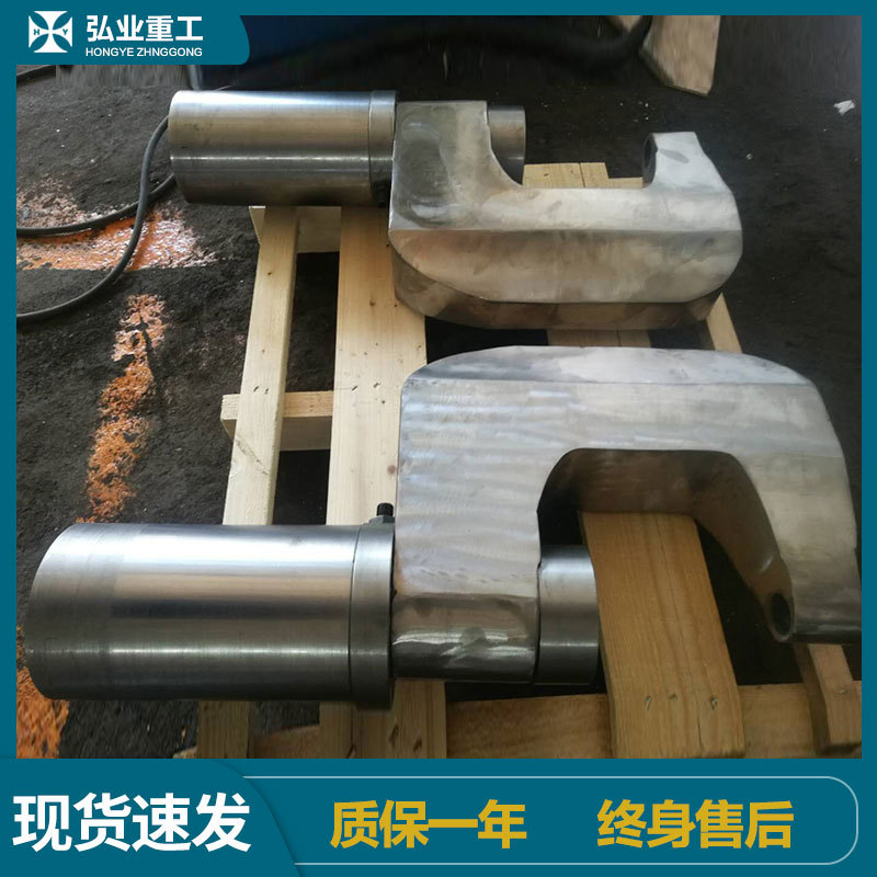 26吨铆接机_大梁铆接机_汽车大梁冷铆钳_液压电动冷铆钳_压铆机