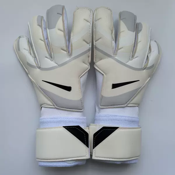 VG3 Adult Goalkeeper Gloves Professional Football Gloves Goalkeeper Gantry Gloves Thickened Latex Non-Slip Finger Protectors