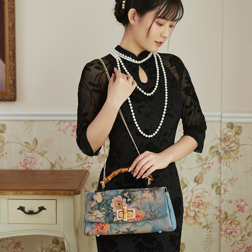 qipao antique leather handbag female bales manual Boston dinner of wind restoring ancient ways