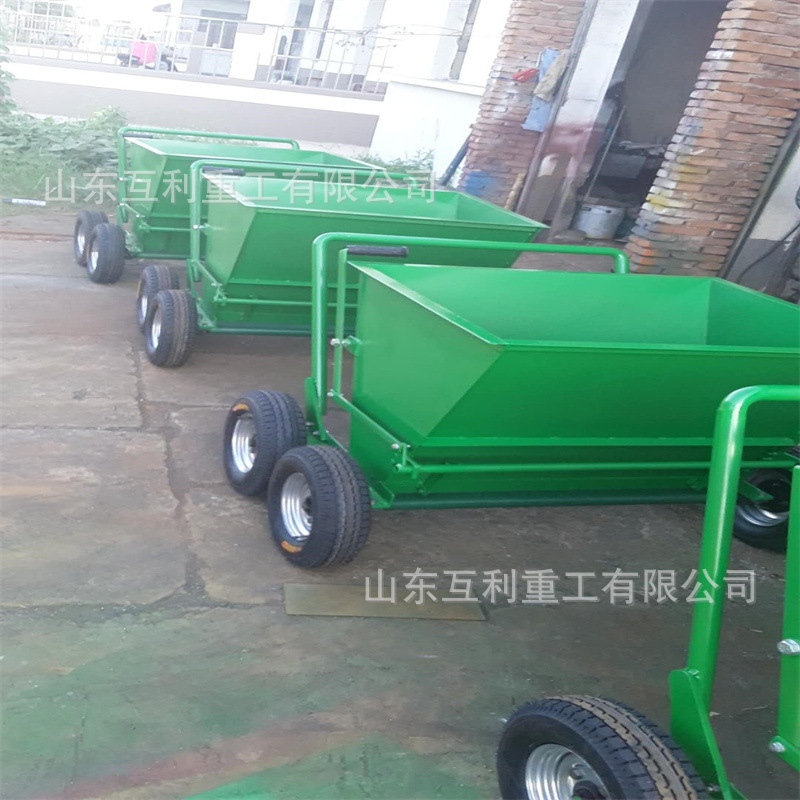 小型手推式人造草坪充砂机 充砂均匀使用方便人工足球场充砂机