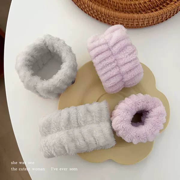 [Gray + Purple] One pair each