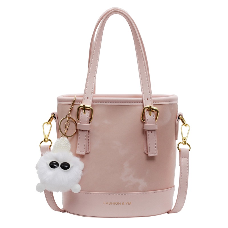 Retro alta sensación de bolso de cubo de mano mujer 2025 nuevo estilo de moda bolsa de hombro casual bolsa de tendencia universal mochila