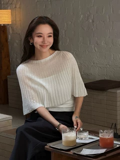 26夏季新款爱乐之城羊毛斗篷针织罩衫+吊带上衣两件套146