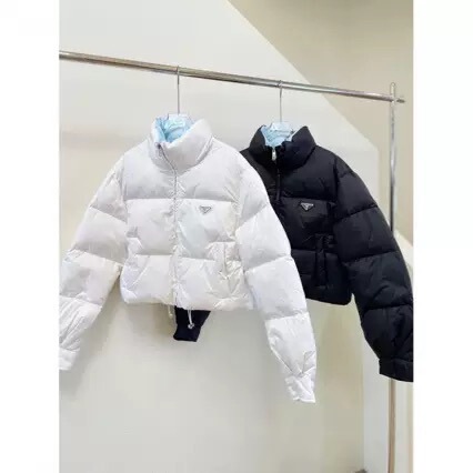 PD22ss new autumn and winter triangle logo stand-up collar puffer jacket, stylish and warm cotton coat for women