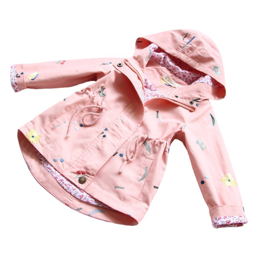Foreign trade hot selling sweet children's coat girls' spring and autumn coat children's embroidered windbreaker children's clothing one-piece delivery