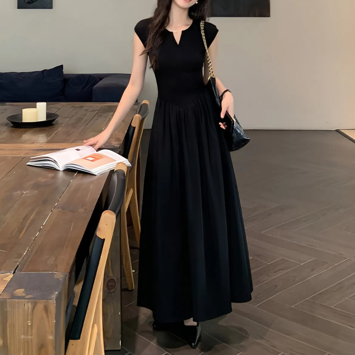 Black summer dress sleevless
