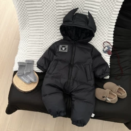 童套装;连身衣、爬服;童裤