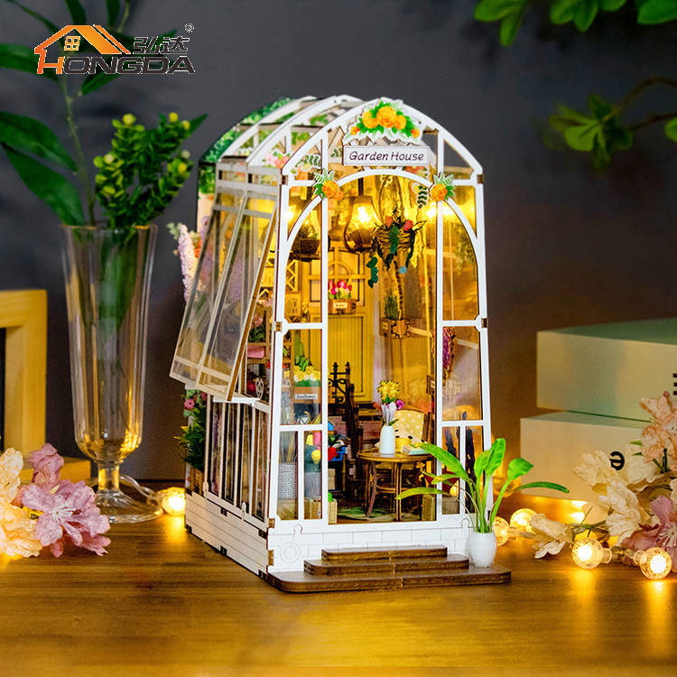 Hongda diy Cottage Garden House 3D Stereo Assembled Book Stand Building Model Adult Decompression Toy Gift Hongda diy Cottage Garden House 3D Stereo Assembled Book Stand Building Model Adult Decompression Toy Gift