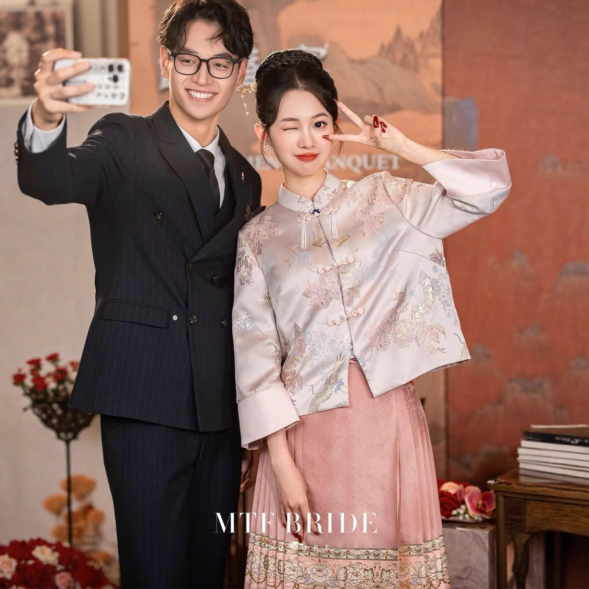 新中式汉服套装新娘结婚敬酒服红色小个子上衣马面裙婚服订婚礼服