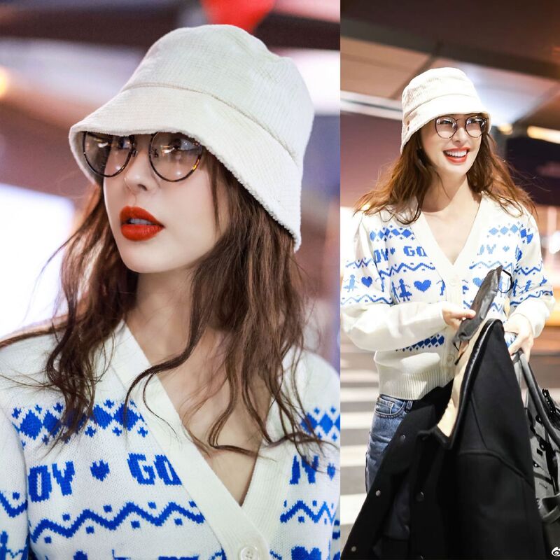 【Clearance 130】Trendy Luxury Heart Jacquard Gb Cotton Cashmere Loose V-Neck Buttoned Short Elegant Knitted Cardigan