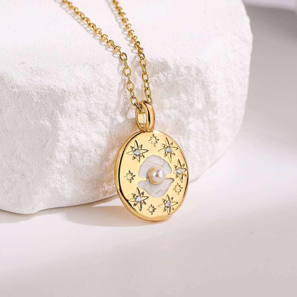 Fashion Star Snake Copper Gold Plated Zircon Pendant Necklace 1 Piece