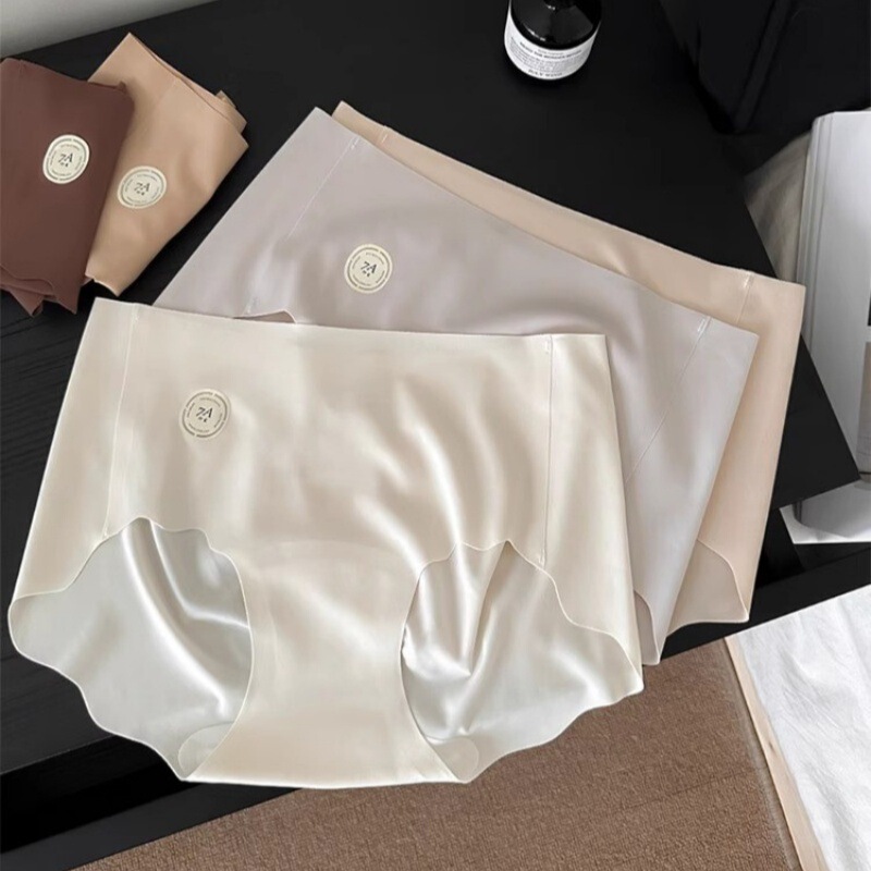 7A Antibacterial Liquid Foundation Ice Silk Seamless Milk Leather Pants Women's Underwear 2025 New Summer Thin Yoga Briefs
