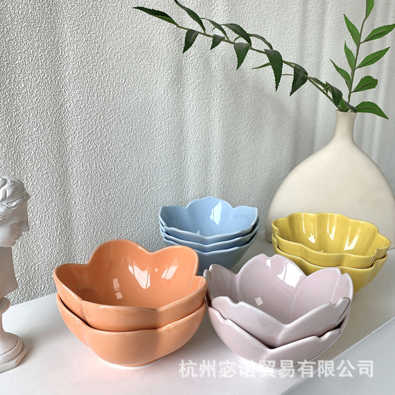 Creative and Personalized Internet Celebrity Flower-Shaped Petal Bowl Asymmetrical Japanese and Korean Cute Ceramic Dessert Bowl Girly Heart Colorfulful Rice Bowl