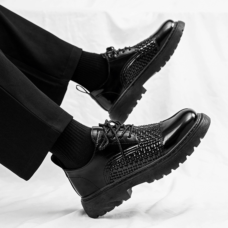 Otoño nuevo estilo de personalidad de zapatos casuales tejidos con suela gruesa, zapatos casuales de negocios con suela gruesa, zapatos de cuero de estilo británico para hombres pequeños