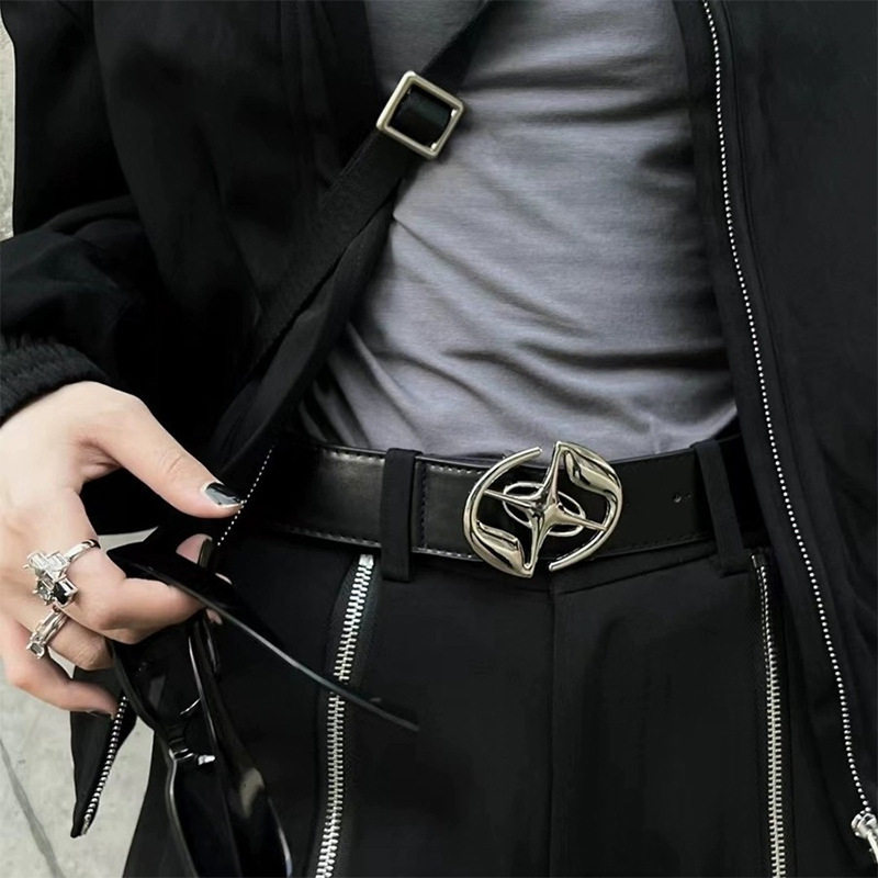 New Retro Black Belt With Trendy And Cool Metal Buckle For Men, Versatile And Simple For Women, Decorative Belt With Ins Style, Niche Belt_voghion.com