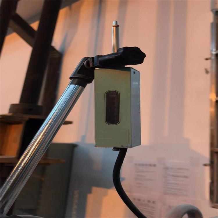 （价可议）应变式位移传感器型号YHD-5/YHD-10库号M349852