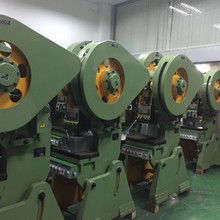 上海二锻J23-63T开式可倾压力机 上海二锻冲床 沃得冲床