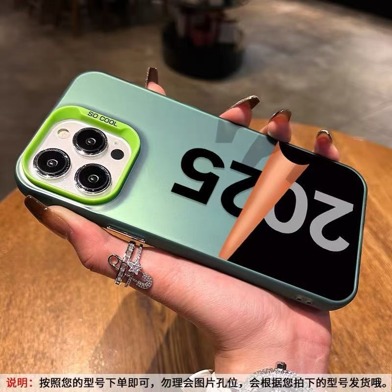 2025 nueva aplicación iPhone16promax funda para teléfono móvil 15Plus marca de moda 14 color plata 13 año de la serpiente 12 año nuevo