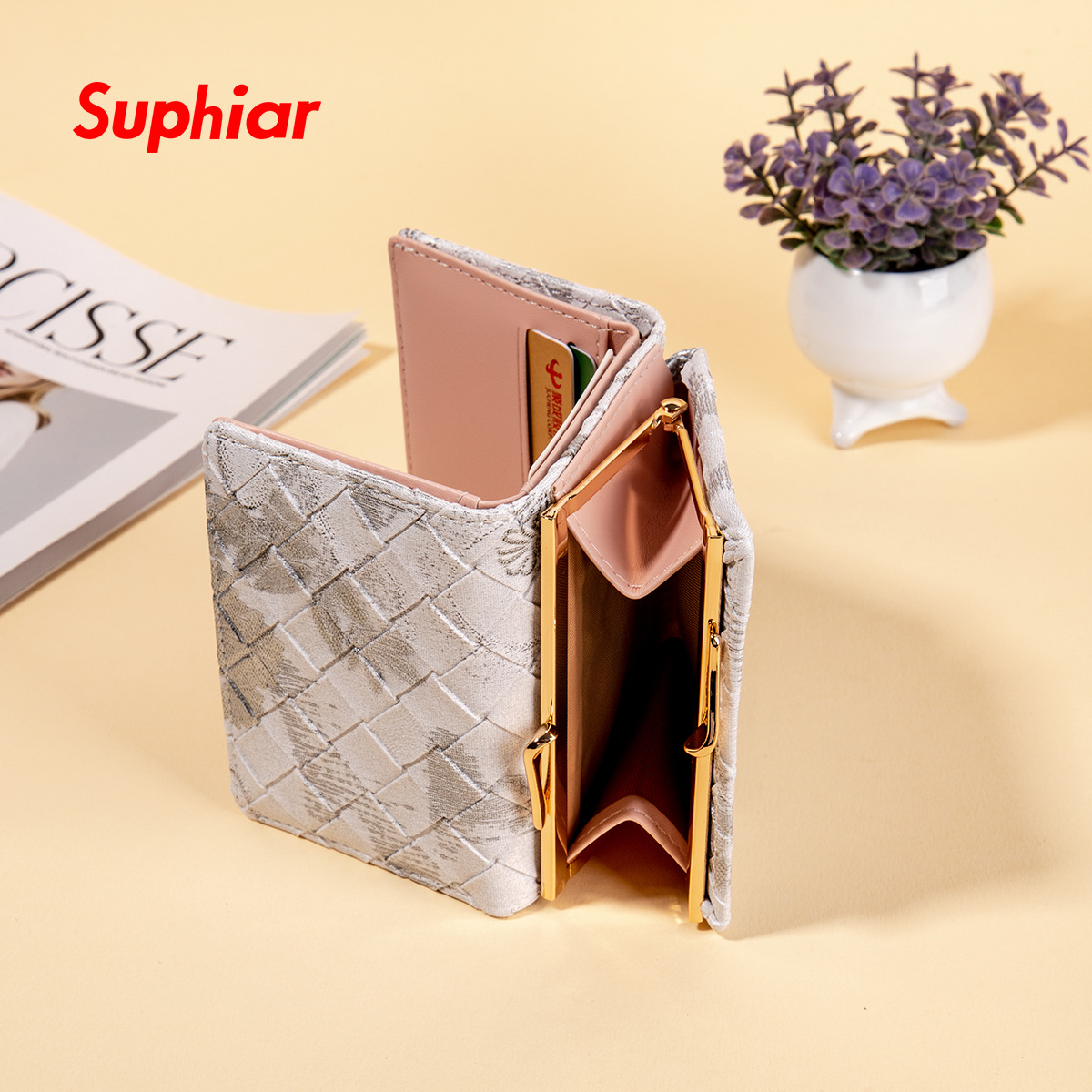 Nuevo estilo chino de billetera pequeña mujer corta de tres plegables encantadora impresión de dibujos animados estudiantes de tres plegables cartera de cambio de tarjetas