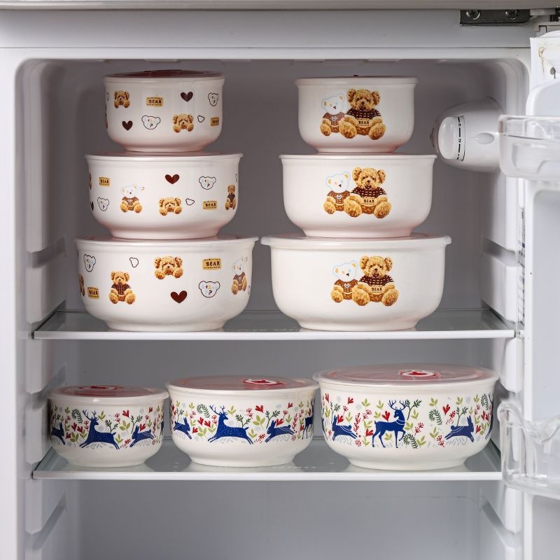 4-piece set of ceramic bowls with lids for microwave heating, suitable for office workers as lunch boxes, instant noodle bowls, and sealed containers