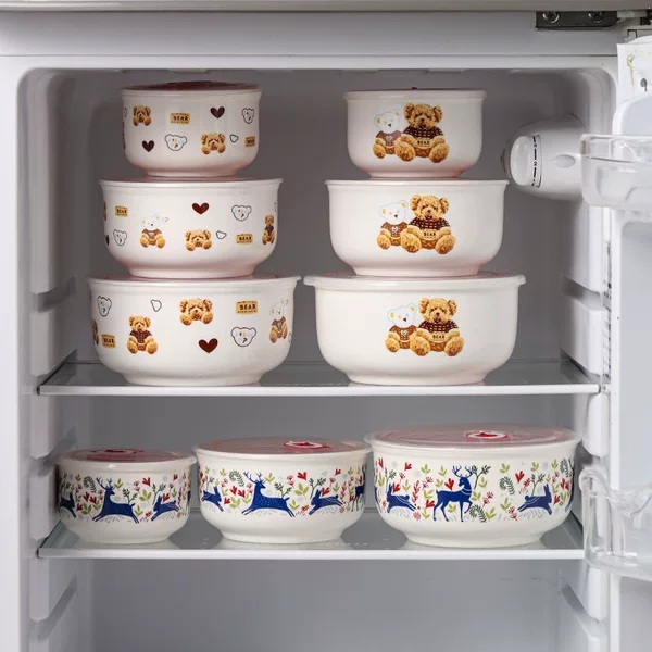 4-piece set of ceramic bowls with lids for microwave heating, suitable for office workers as lunch boxes, instant noodle bowls, and sealed containers
