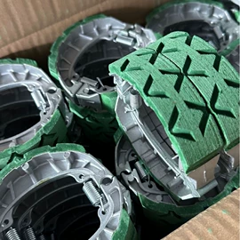 电动车配件;其他骑行用品;运动护膝