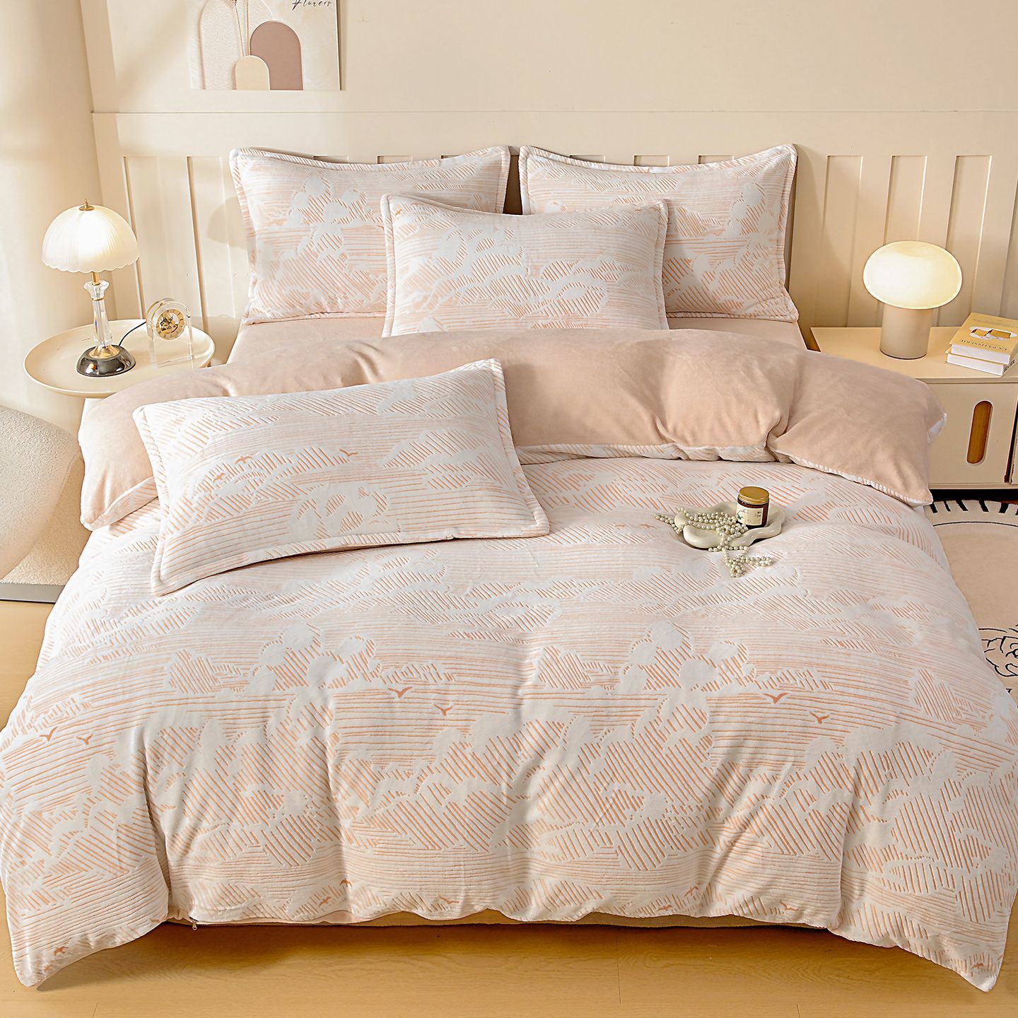 Cama de invierno con cuatro piezas de seda de leche gruesa tallado flange de coral sábanas cubiertas de seda de tres piezas de seda