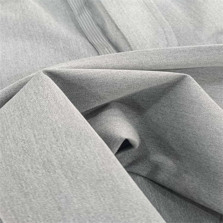 大量供应新款现货男女时装  职业装 ，裙装TR弹力色纺精选面料