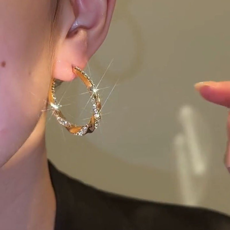 Diamond Studded Twisted Hoop Drop Earrings For Women Elegant_voghion.com