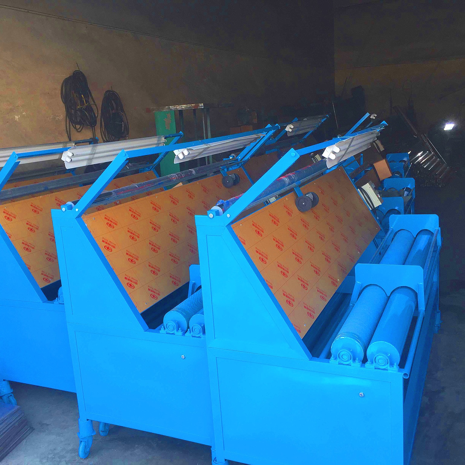 ���ϴ���鲼������������������