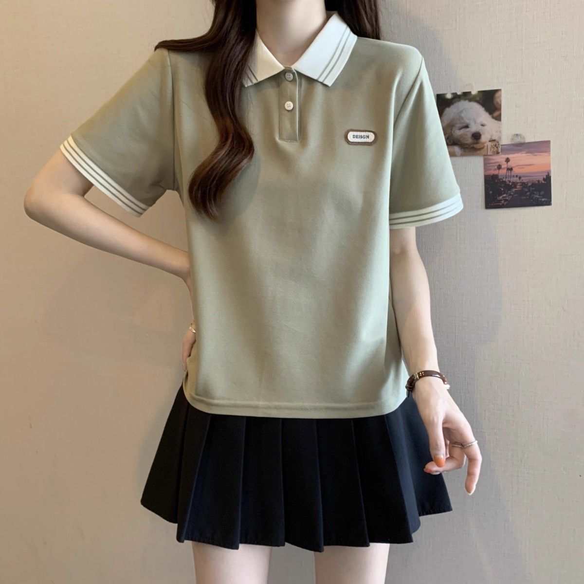 Camiseta suelta de manga corta de verano de talla grande para mujer Gordo mm delgado que cubre los hombros de la carne Estilo universitario de moda Top con cuello Polo image 8