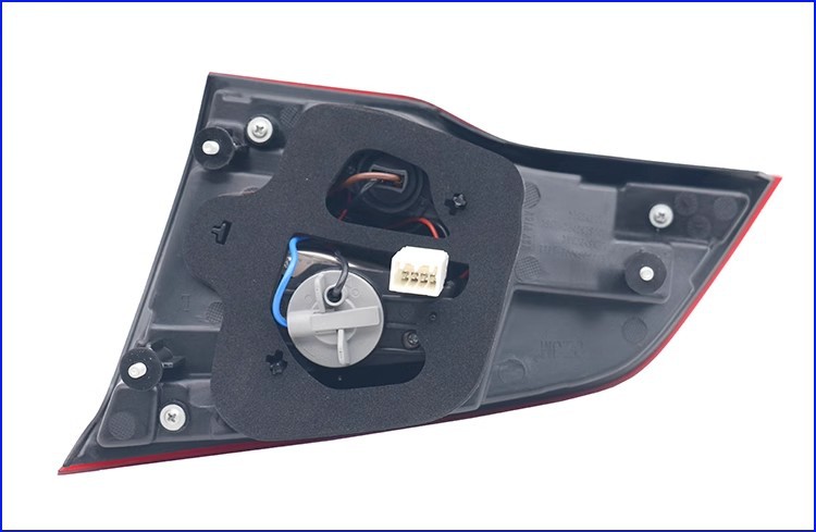Suitable for Zotye Damai X5 Rear Tail Light Assembly Reversing Light Turn Signal Brake Light Rear Tail Light Assembly Accessories