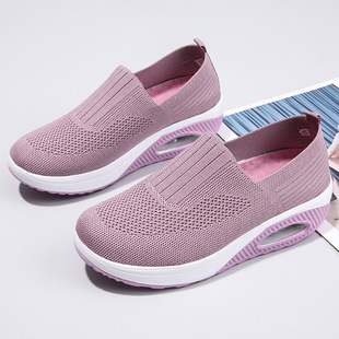 2024 New Cross-Border Comfortable Rocking Shoes Fly-Woven Non-Slip Soft-Soled Mother's Shoes Foreign Trade Mesh Air-Cushion Sports Shoes for Women