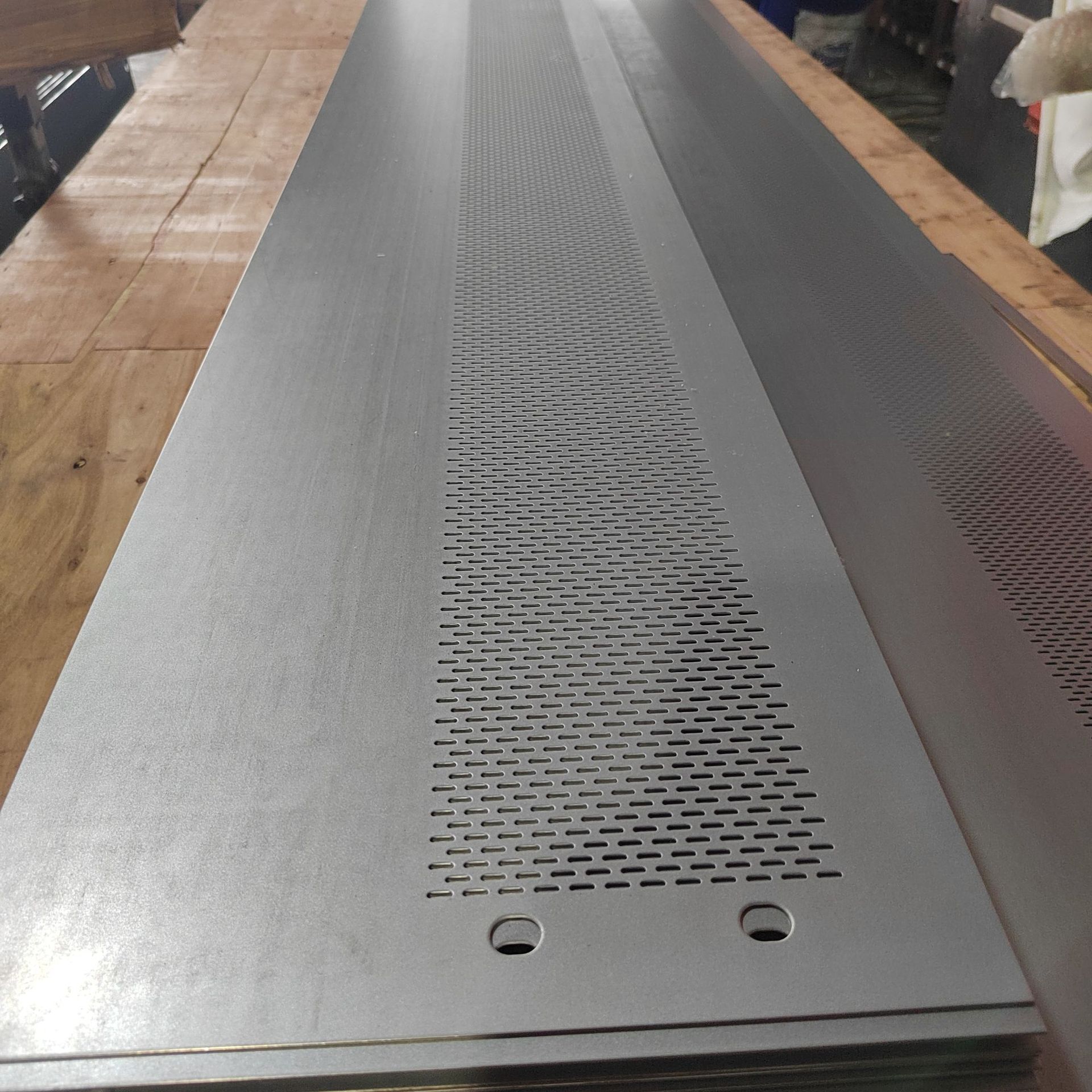 厂家不锈钢冲孔板′冲孔网′筛网′微孔网 来 料加工来 样加工