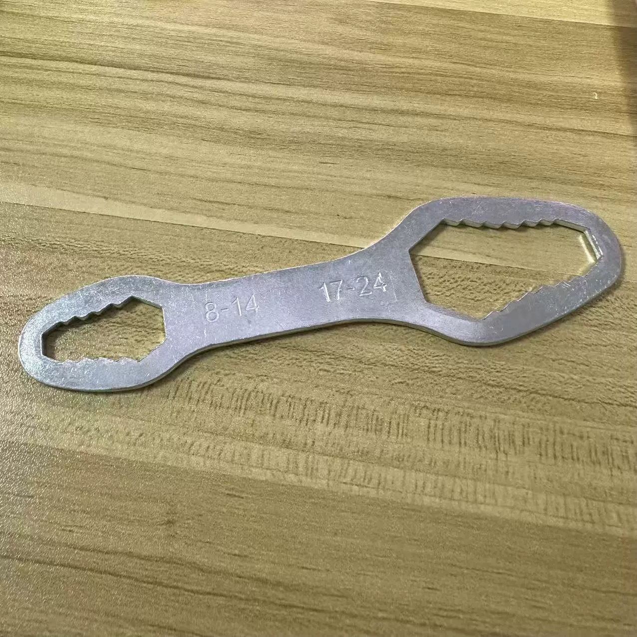 Universal wrench, glasses, 24mm