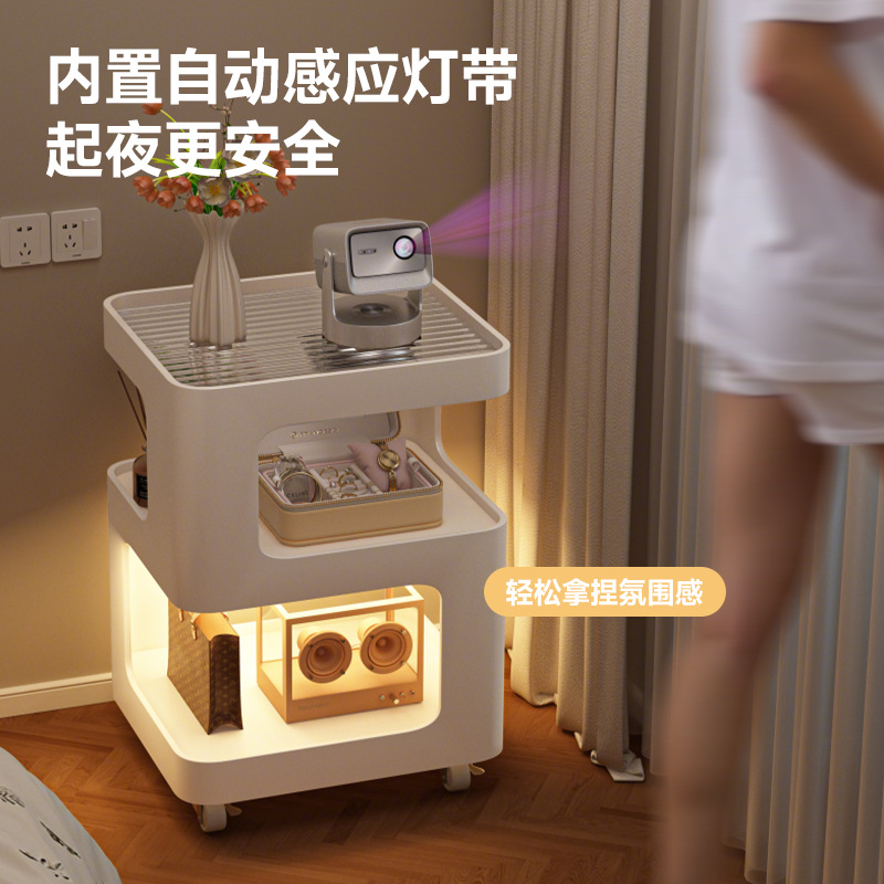 Mesita de noche, dormitorio doméstico, diseño de nicho, alternativas, herraje, arte en hierro, lado móvil creativo, estante de la cama