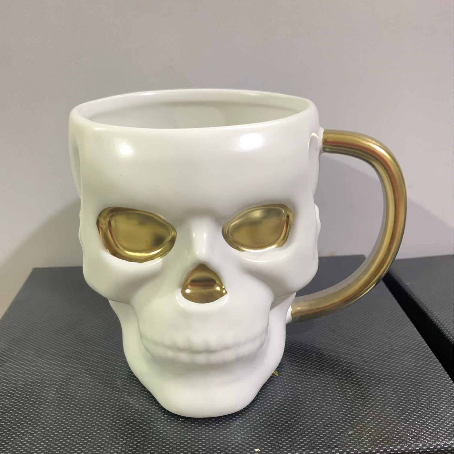 Skull Bar Taza de agua Taza de cerámica Taza de café de oficina Taza de nicho moderna