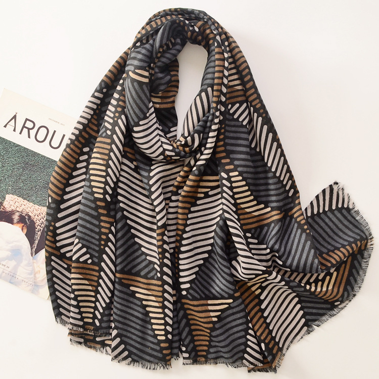 Otoño e Invierno estilo coreano versátil contraste color rayas algodón y lino sensación bufanda larga deshilachada estilo occidental de moda cálido chal decorativo