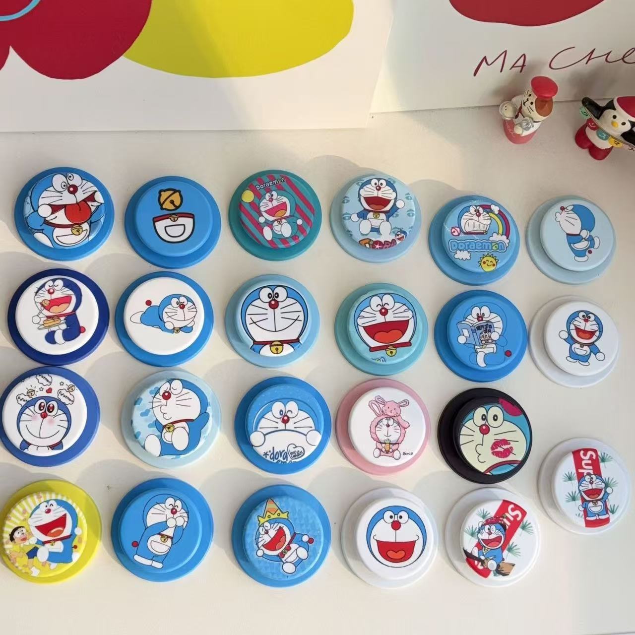 Ins Japanese and Korean Cartoon Doraemon Magsafe Magnetic Holder Mobile Phone Airbag Desktop Lazy Artifact Couple Trend