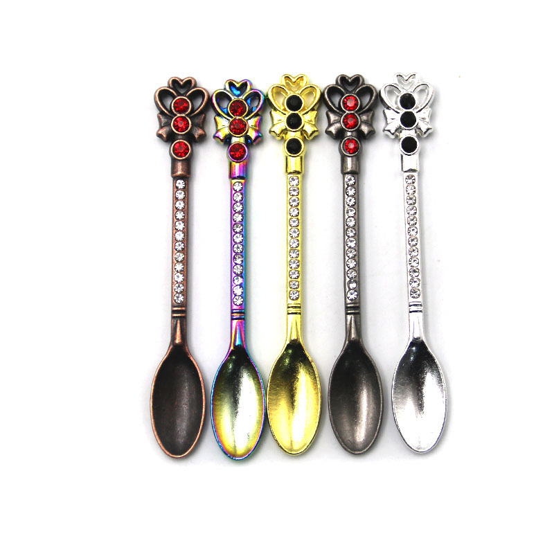 Butterfly Metal Small Smoke Shovel, Heart Bow Small Shovel, Ruby Oil Smoke Spoon, Magic Wand Smoke Paste Shovel Butterfly Metal Small Smoke Shovel, Heart Bow Small Shovel, Ruby Oil Smoke Spoon, Magic Wand Smoke Paste Shovel