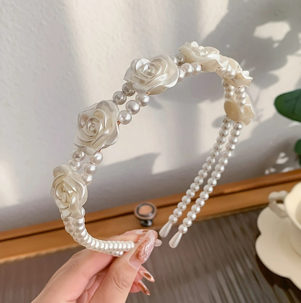 Europa y los Estados Unidos imitación de perlas de cabello retrógrado francés de verano de alto nivel sensación de cabello de la mujer nueva super inmortal lavado de la cara adornamiento para el cabello image 10