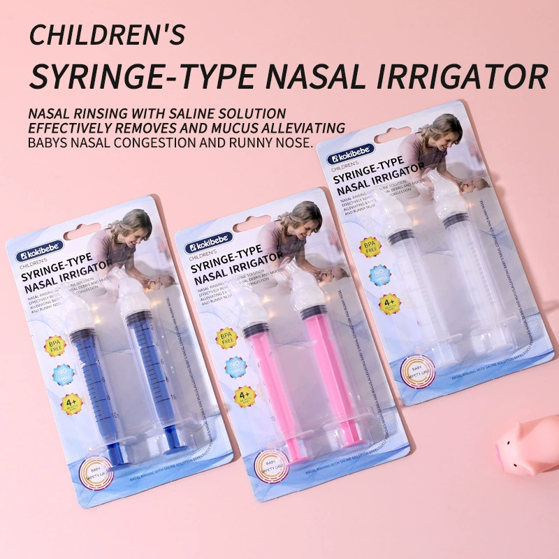 Младенцы с ручным шприцем для промывки носа для младенцев