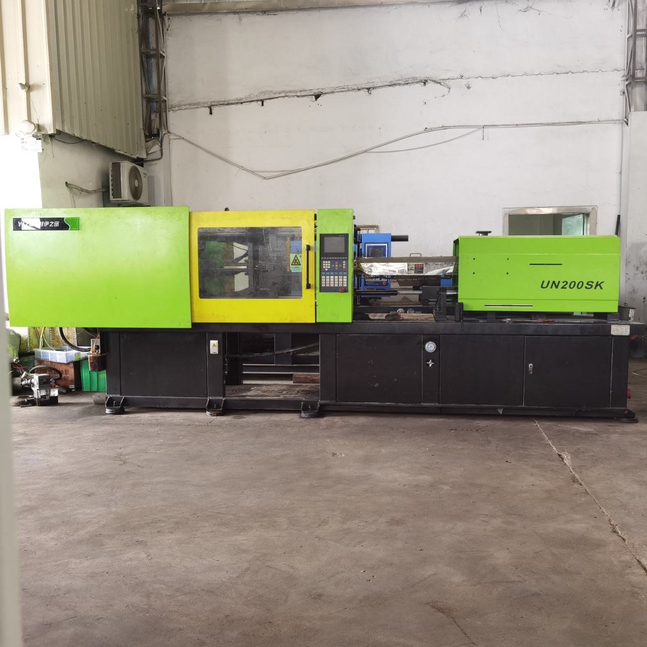 卧式成型注塑机伊之密200变量泵400克小型注塑机全自动二手注塑机