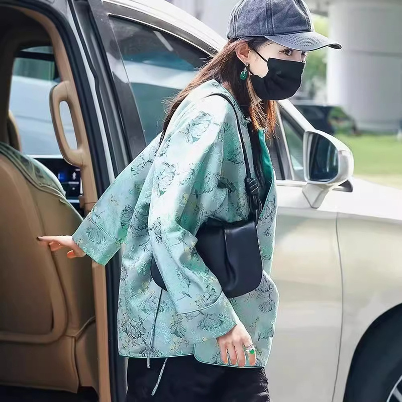2026 Spring Women's Jacket Retro Green Jacquard Jacket with Diagonal Collar and Tie, Chinese Style Short Top B0126 2026 Spring Women's Jacket Retro Green Jacquard Jacket with Diagonal Collar and Tie, Chinese Style Short Top B0126